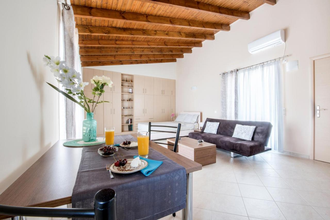 Apartmán Top Floor Modern Studio In Central Koropi Exteriér fotografie